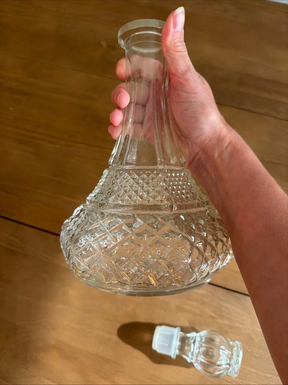Vintage Clear Cut Glass Decanter with Stopper - Elegant Tabletop Carafe